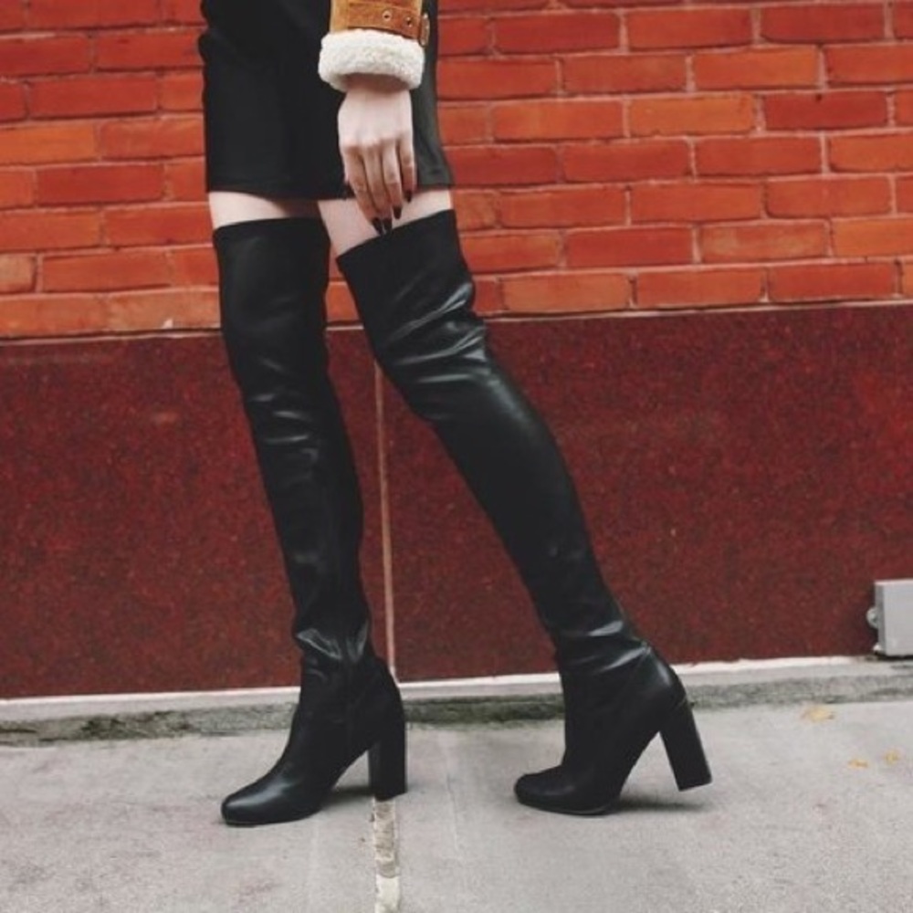 STEVE MADDEN BLACK LEATHER THIGH HIGH BOOTS 6.5